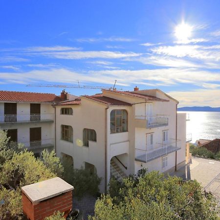 Apartments With A Parking Space Brela, Makarska - 18495 Екстер'єр фото