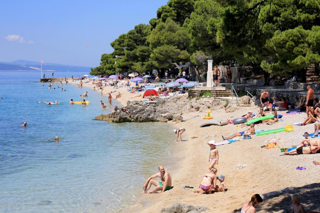 Apartments With A Parking Space Brela, Makarska - 18495 Екстер'єр фото