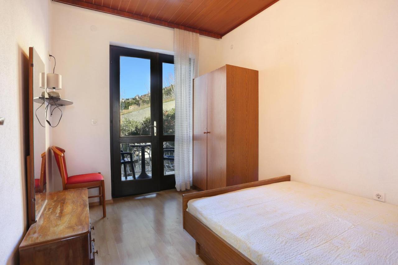 Apartments With A Parking Space Brela, Makarska - 18495 Екстер'єр фото