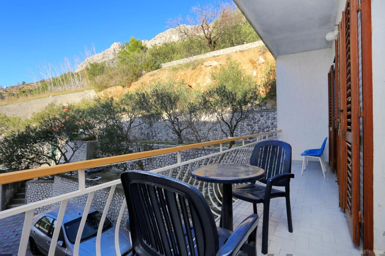 Apartments With A Parking Space Brela, Makarska - 18495 Екстер'єр фото